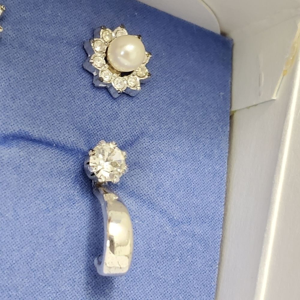 Avon Interchangeable Coordinating Earring Set - image 3